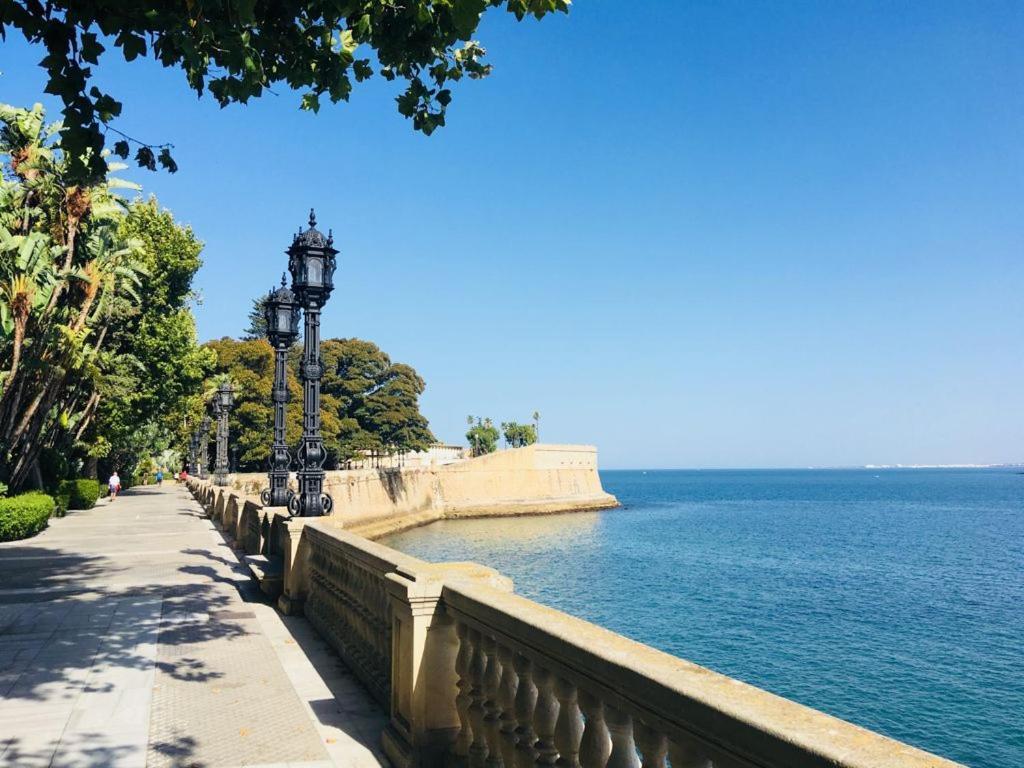 Atico Cadiz Centro公寓 外观 照片